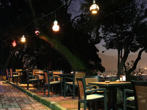 Yeşil Mavi Kafe