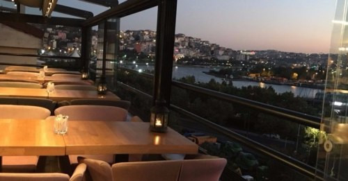 Dam'a Lounge