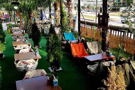 By Pipo Cafe