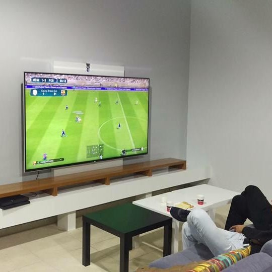 Milano Playstation & Nargile Cafe