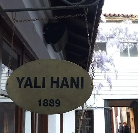 Yalı Hanı