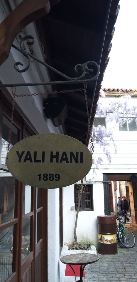 Yalı Hanı