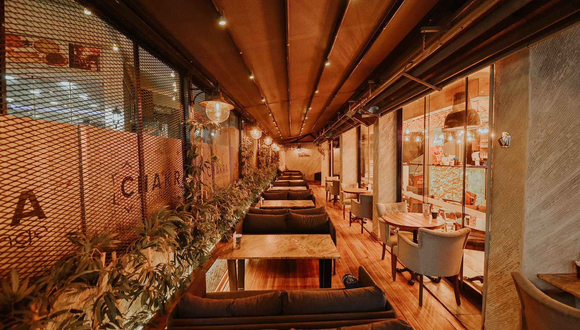 Chakra Cafe & Lounge