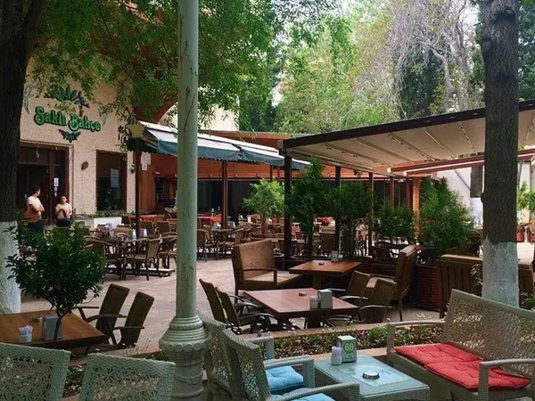 Karakedi Saklı Bahçe