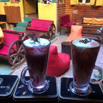 ÜNİVERSİTELİLER KULÜBÜ CAFE