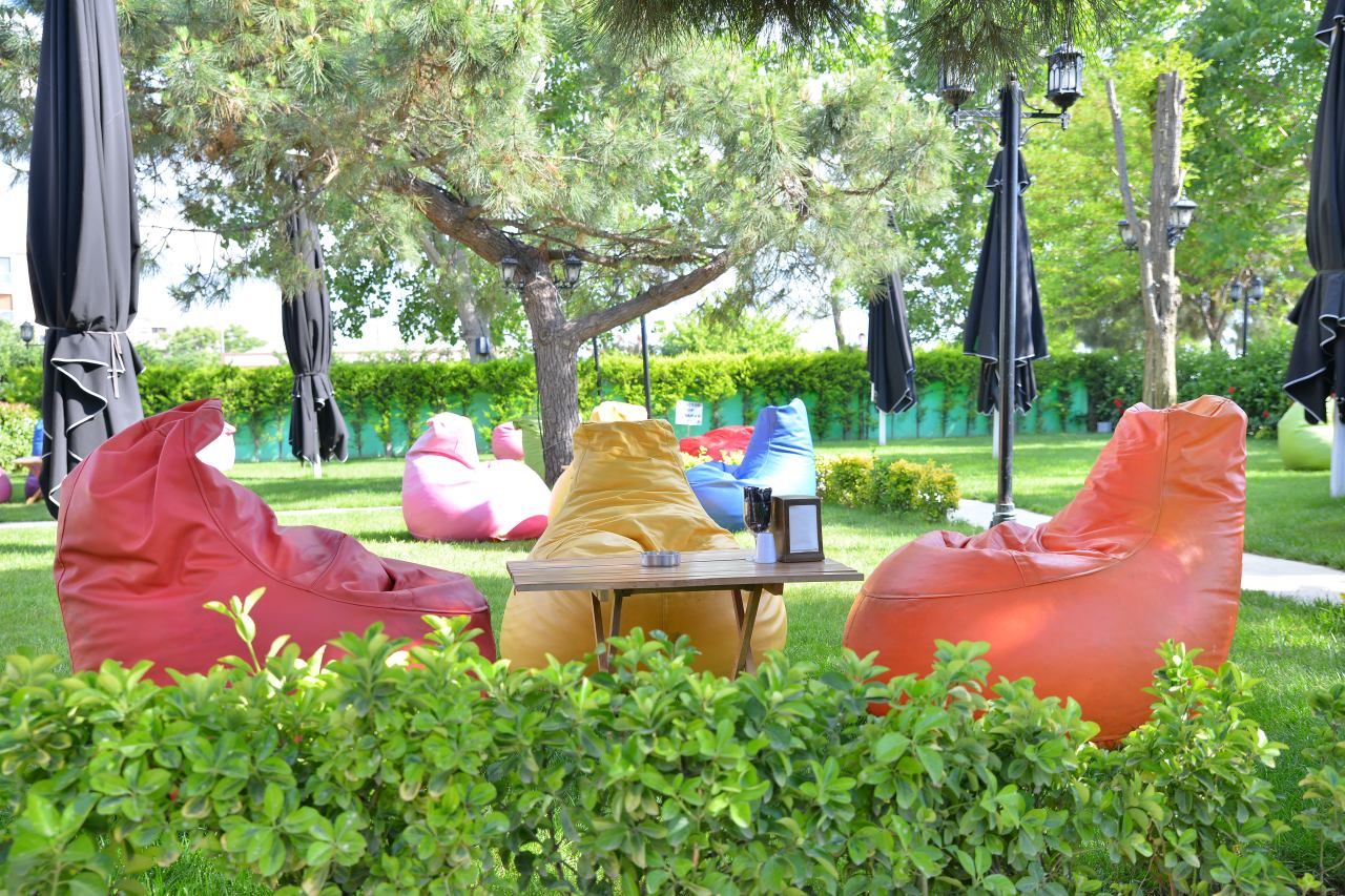 Bist-Bahçe İstanbul Cafe & Restaurant