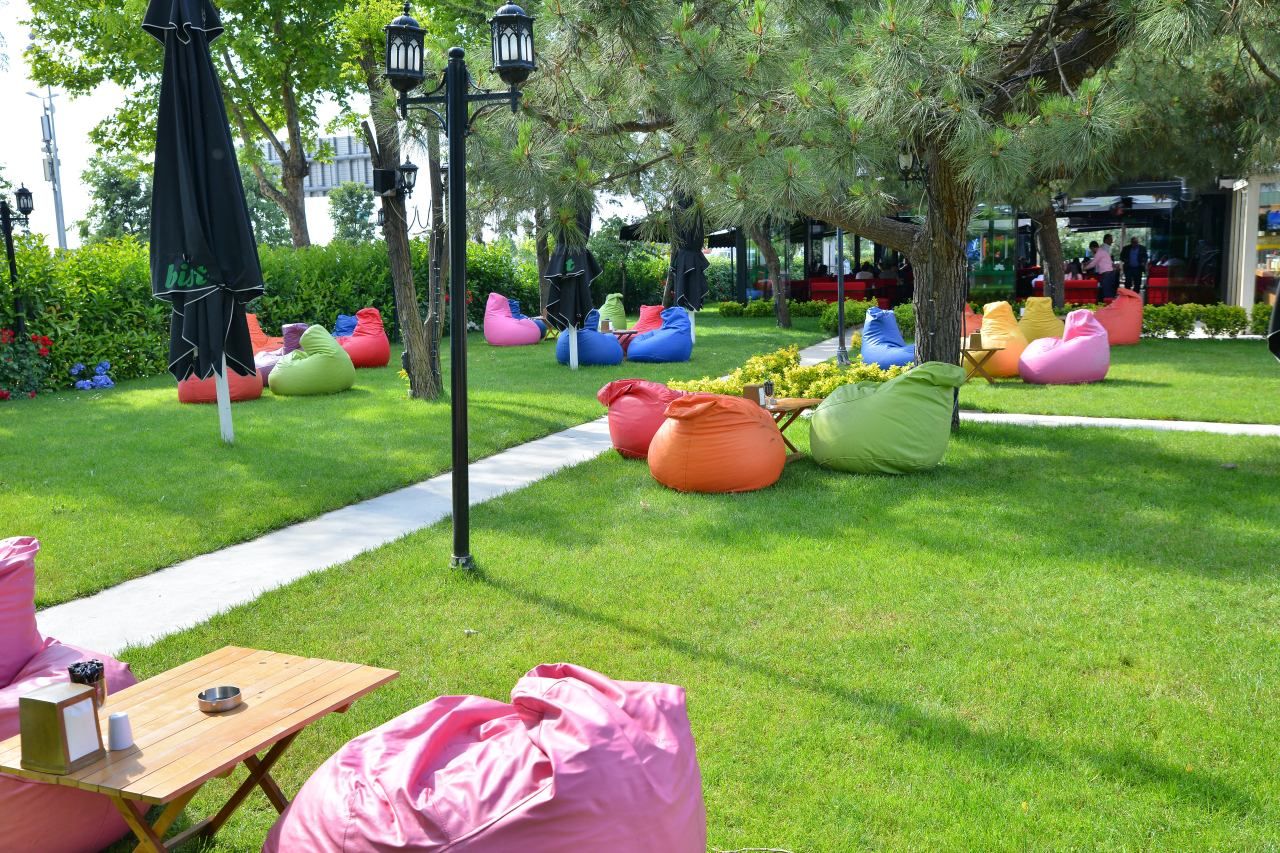 Bist-Bahçe İstanbul Cafe & Restaurant