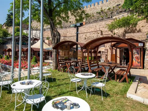 Tophane Yamaç Cafe