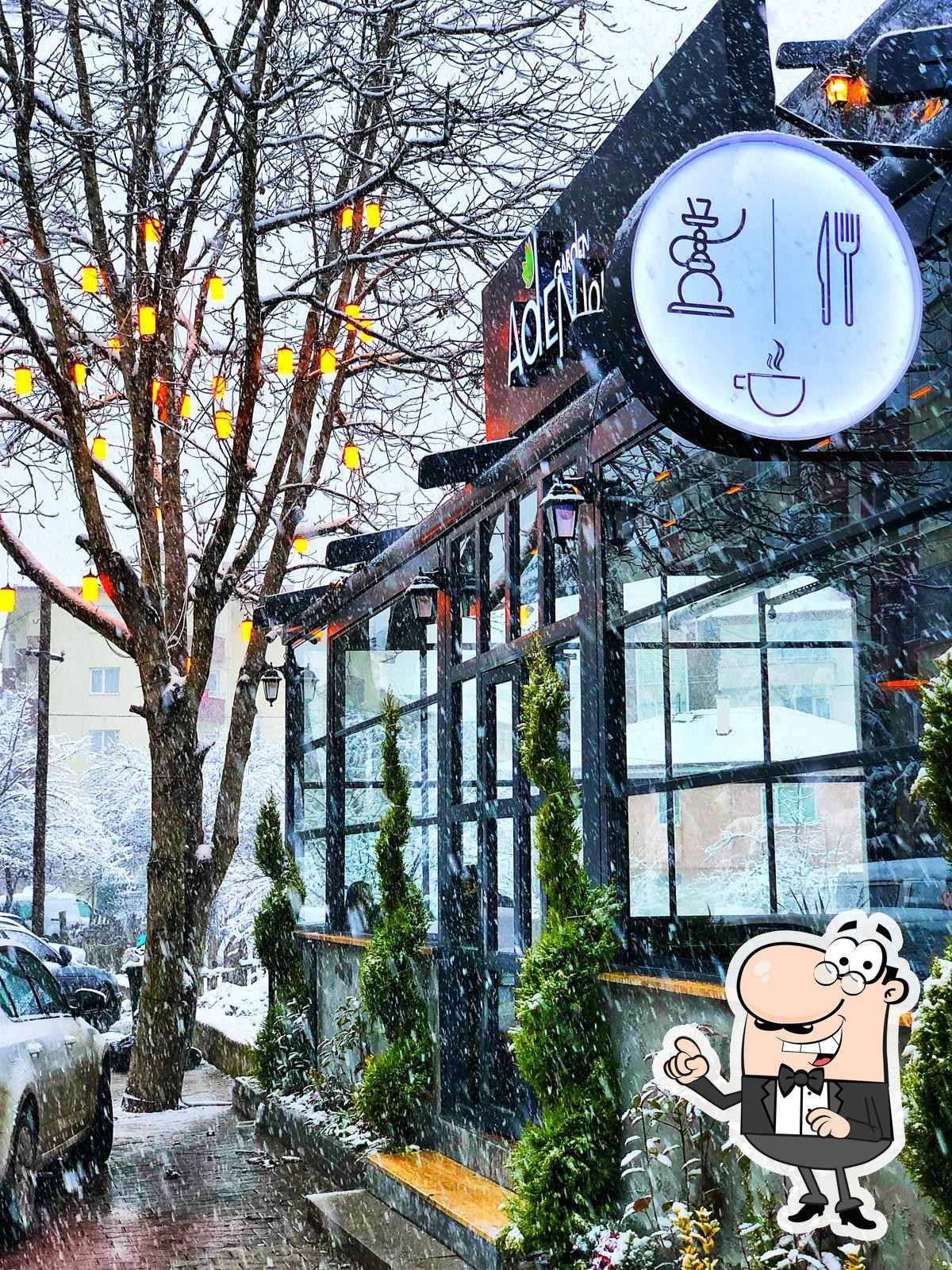 Aden Garden Lounge