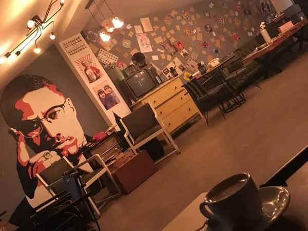 Zin Lounge Cafe