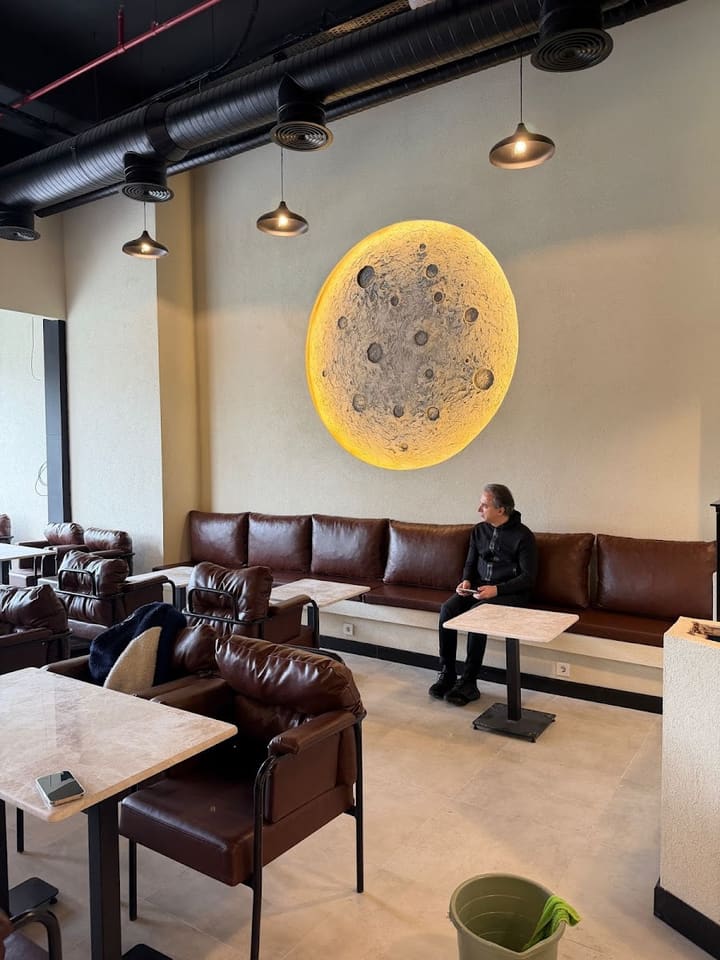 Ax Lounge