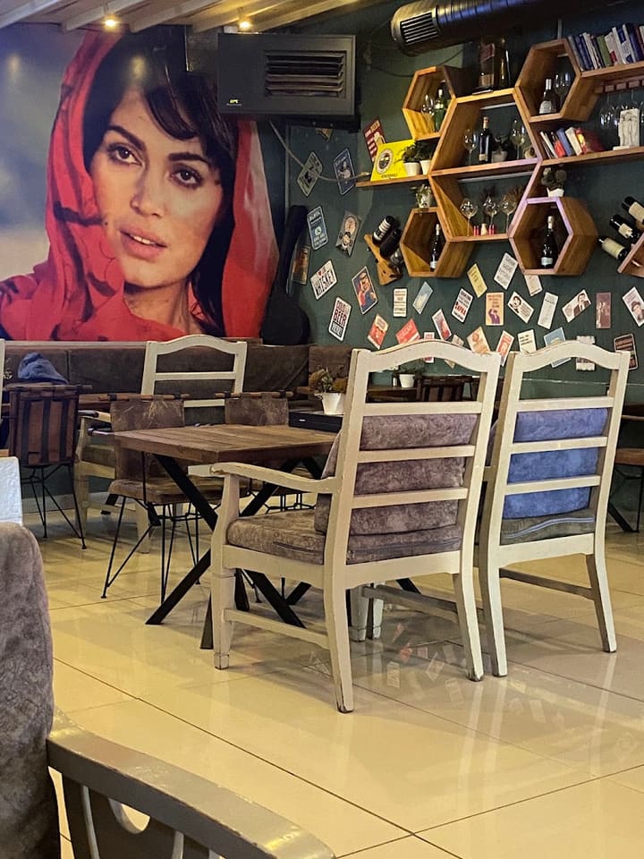 Bir Nefes Nargile Lounge