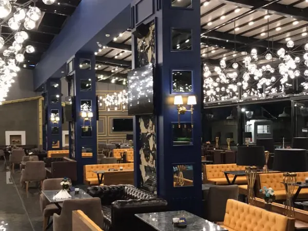 Blog Cafe & Restaurant (212 Outlet)