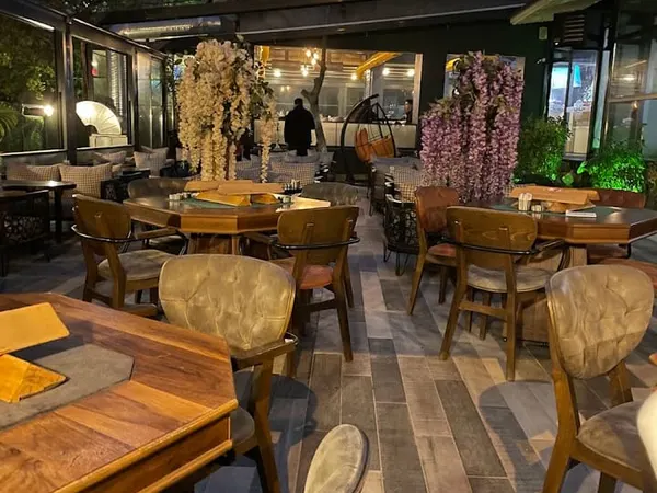 Buhur Garden Cafe