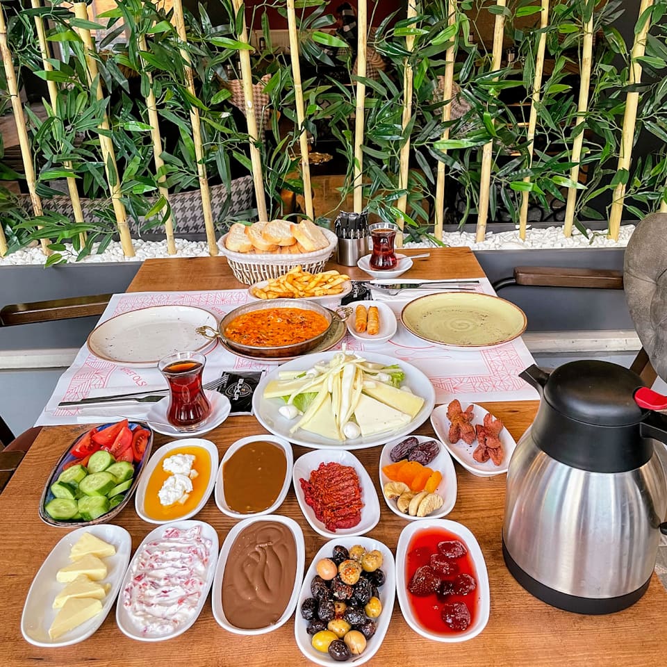 Buhur Garden Cafe