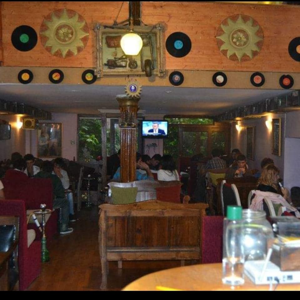 Burc Nargile Cafe