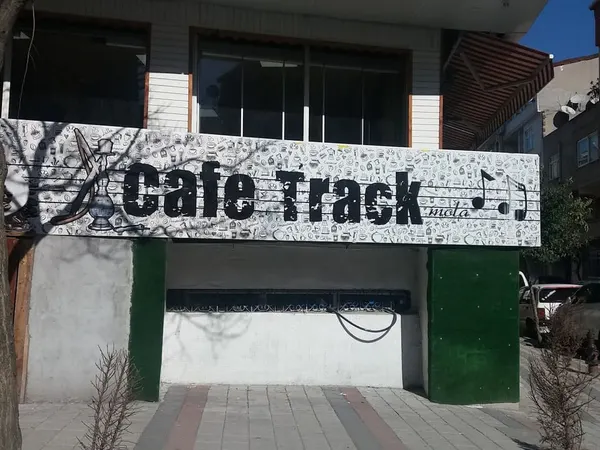 Cafe Track & Nargile
