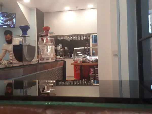 Captaın's Lounge Cafe