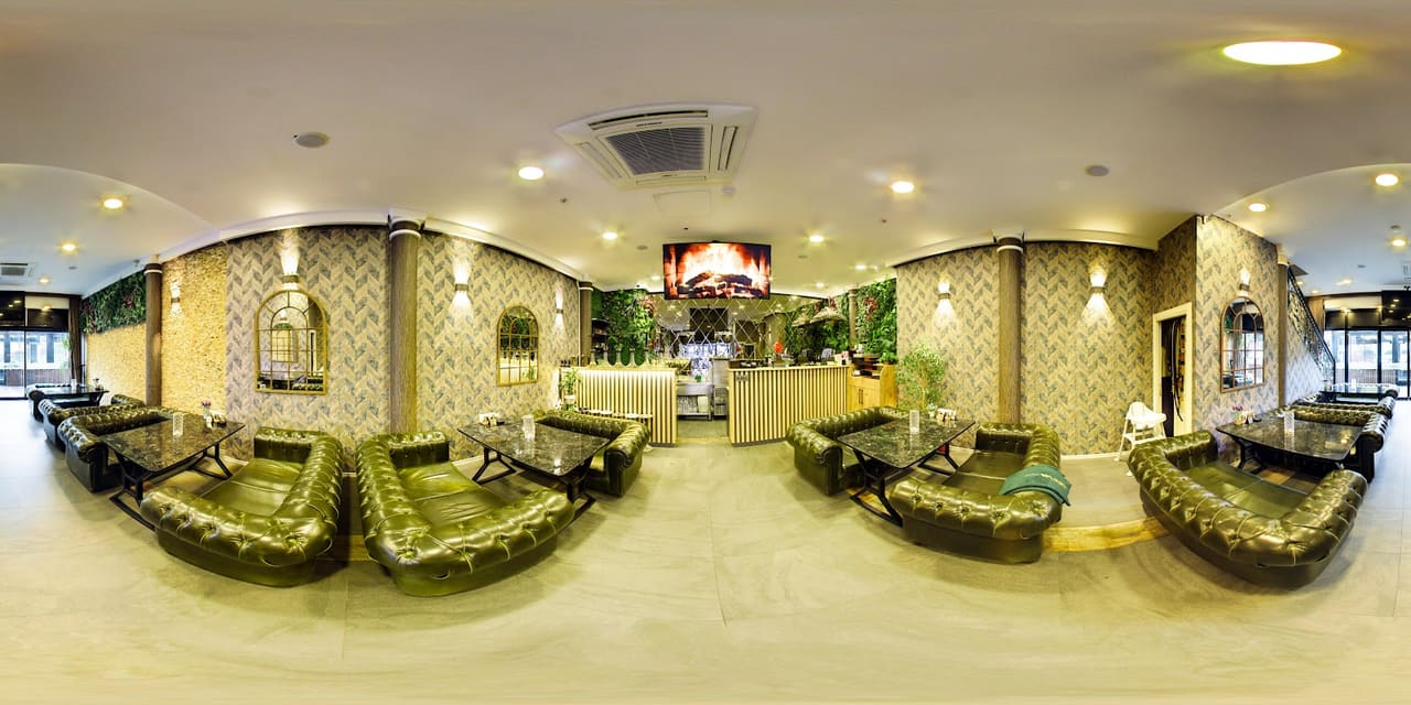 Deeva Lounge