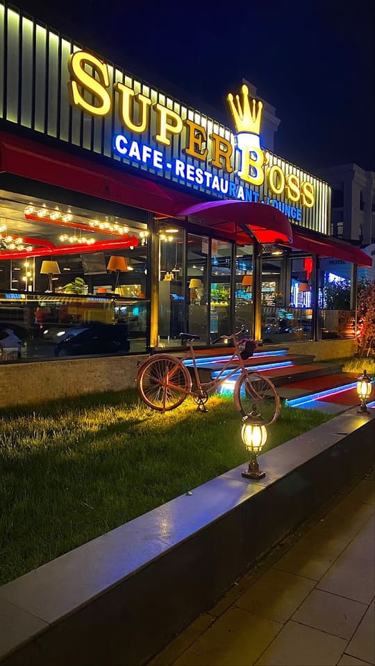 Dr. Hookah Cafe & Restaurant