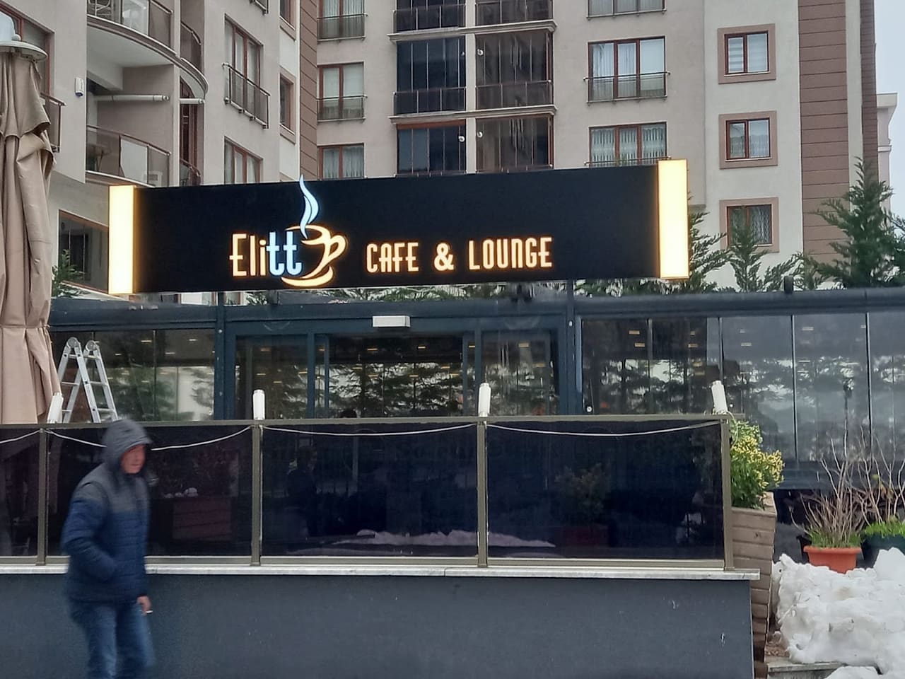 Elitt Cafe Lounge