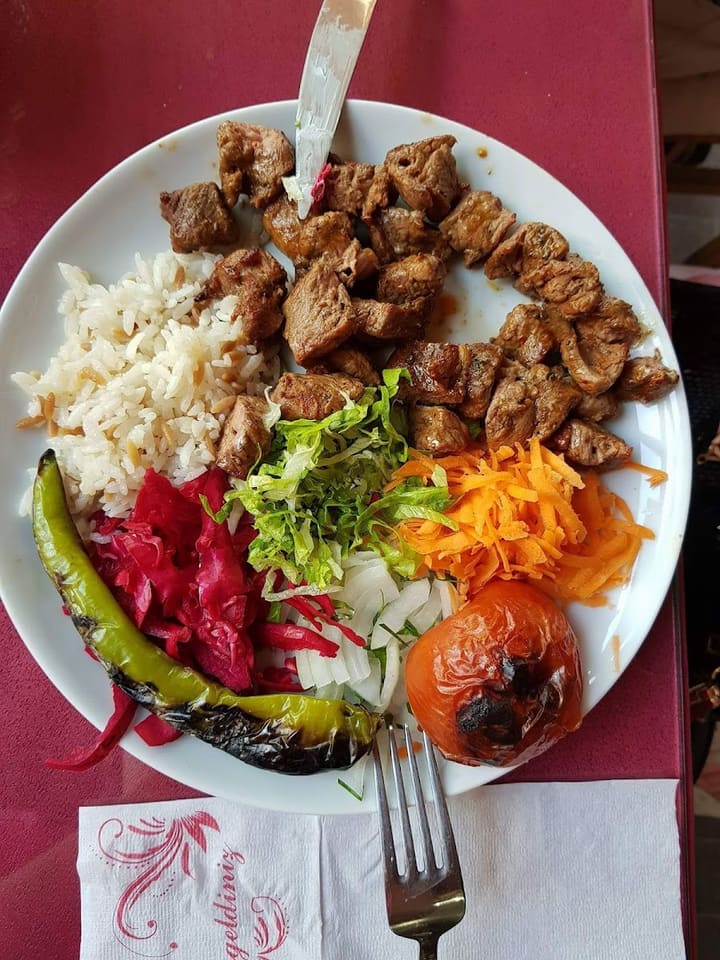 Erol Taş Café & Nargile