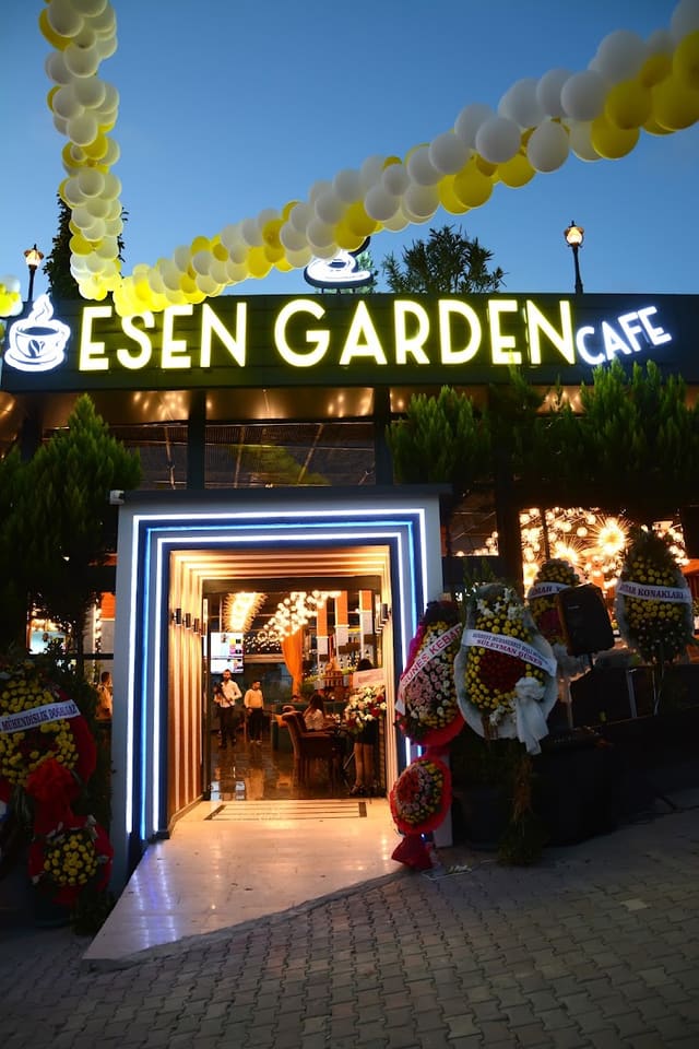 Esen Garden Cafe - Restorant - Nargıle