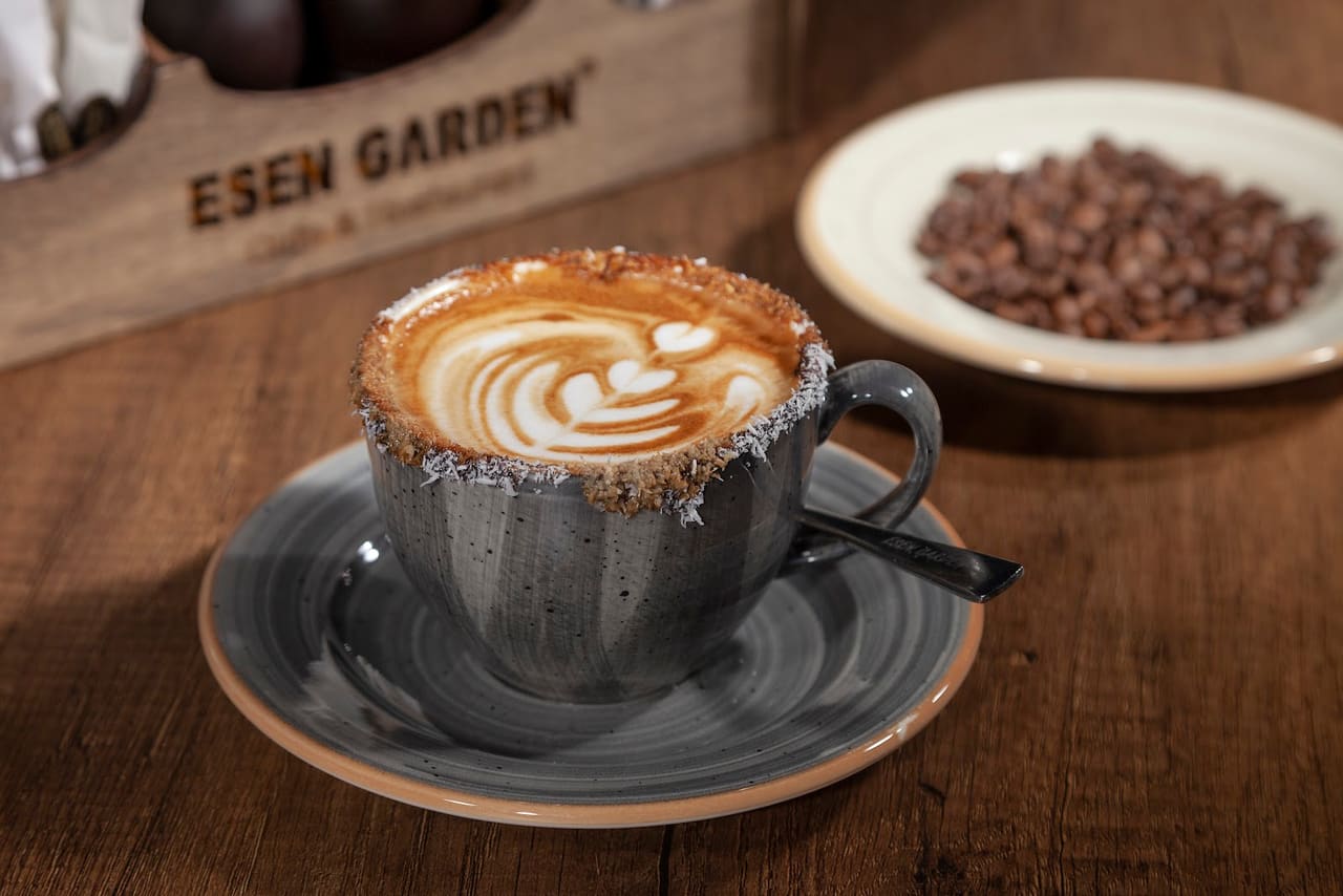 Esen Garden Cafe - Restorant - Nargıle