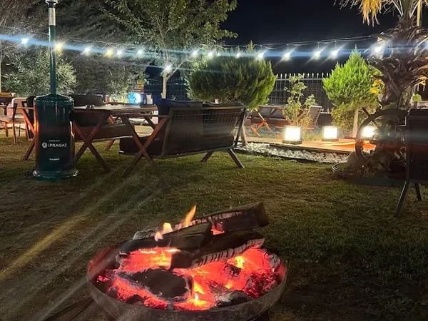 Eskıce Garden Cafe Nargile&Restaurant