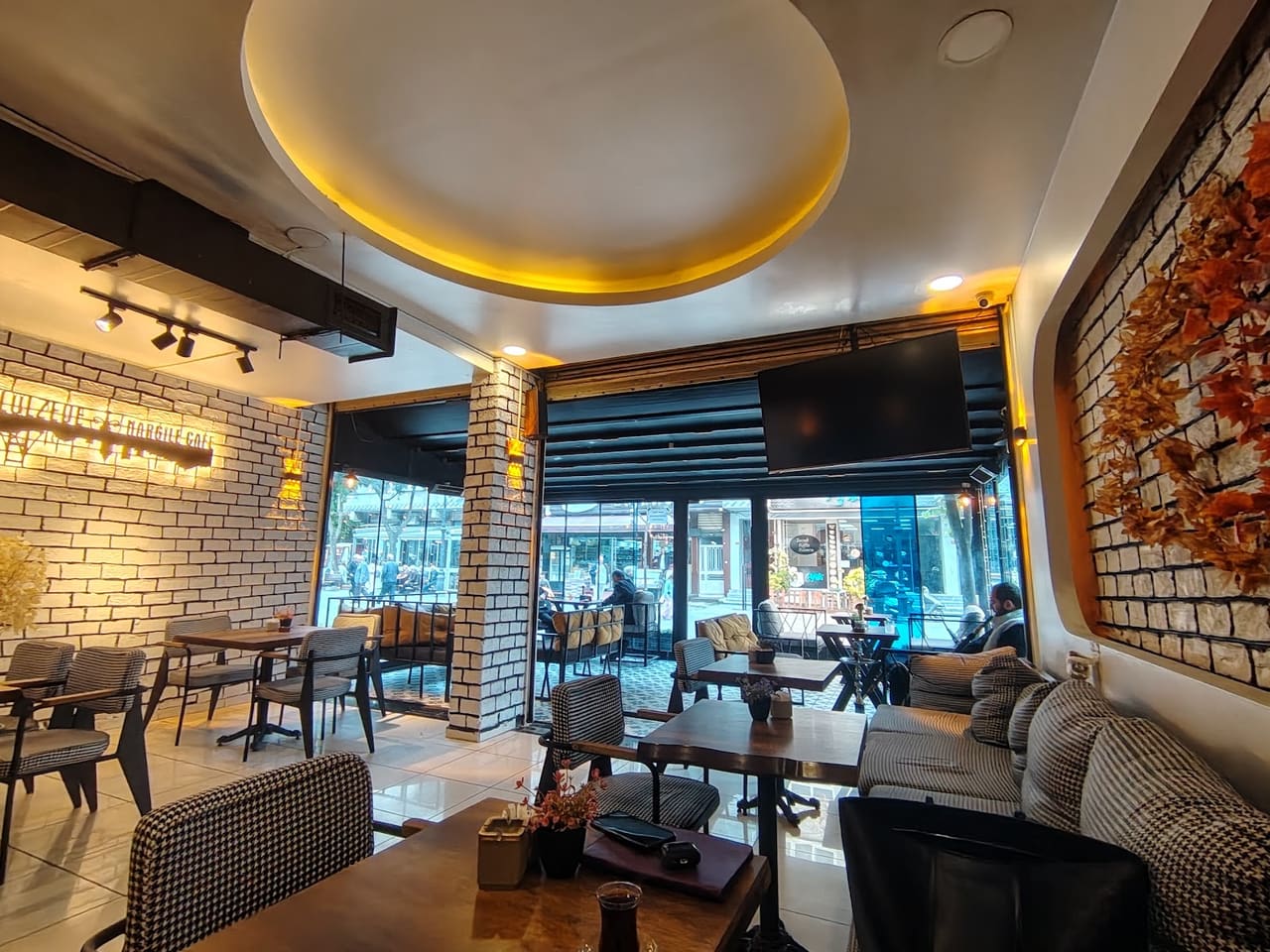 Eylülzede Nargile Cafe