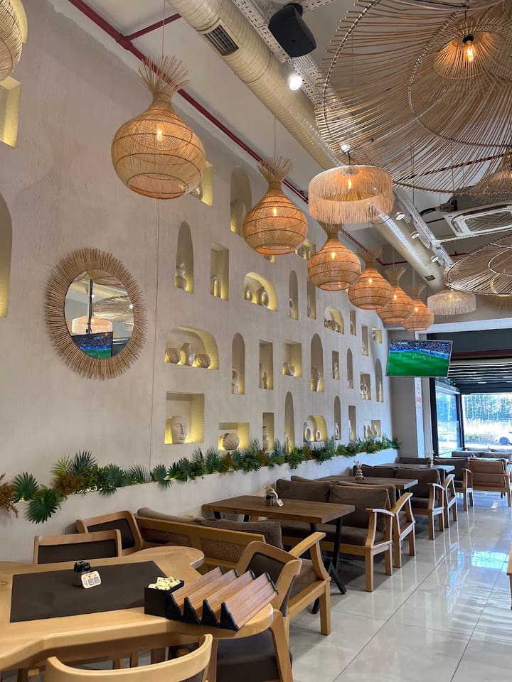 Feel Lounge