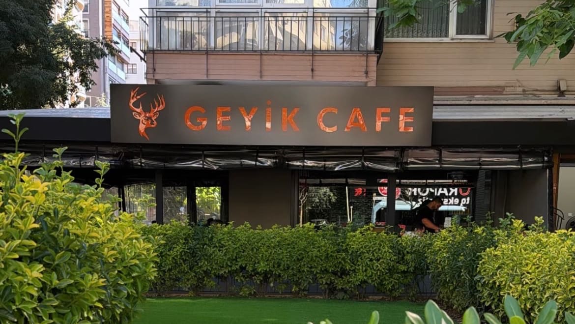 Geyik Cafe