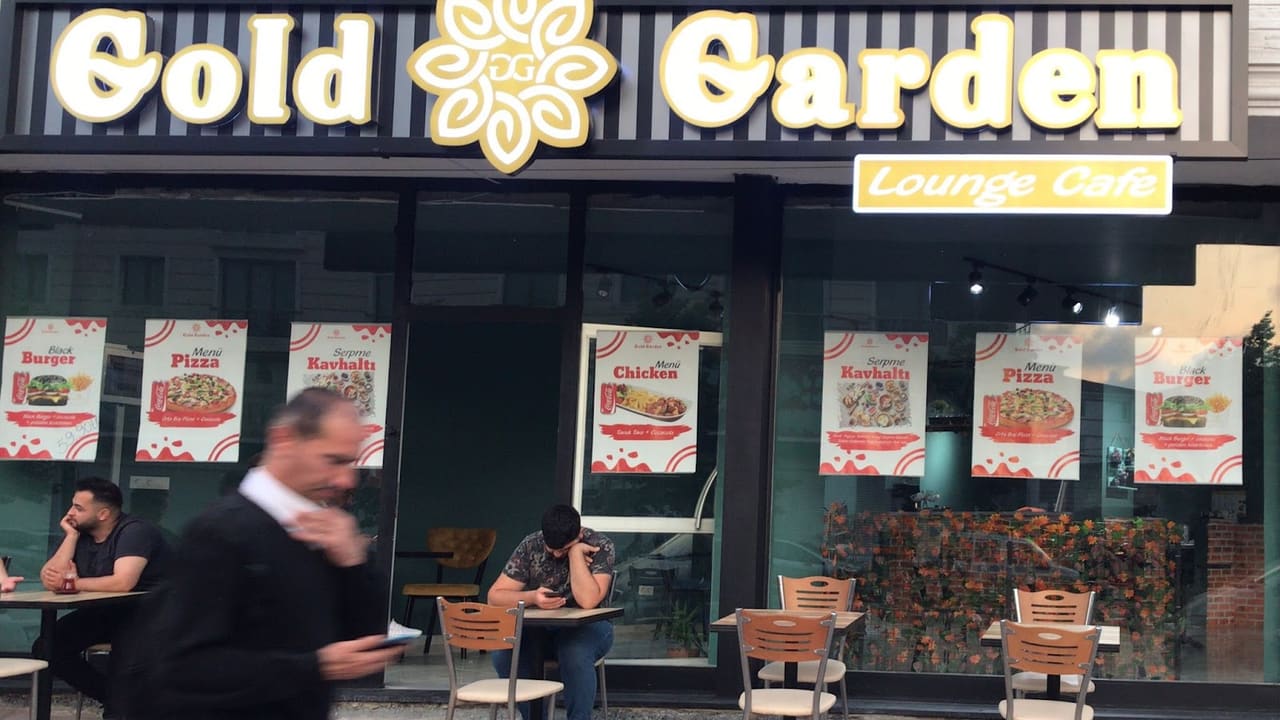 GOLD GARDEN Lounge Cafe