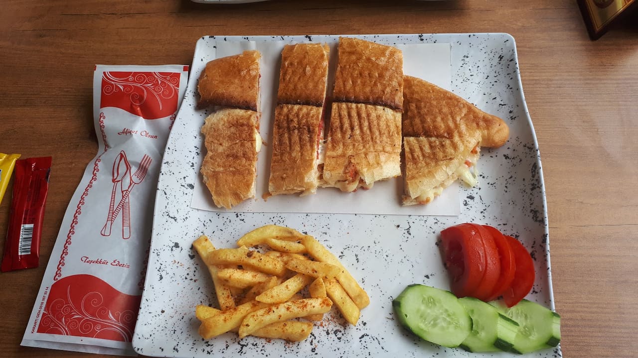 Güzel Bahçe Nargile Kafe
