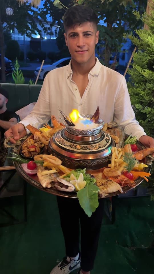 Hookah Gardenya food & drinks