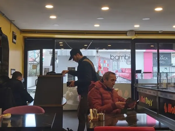 HOT DOY'S Kavacık (Döner,burger&Nargile cafe)