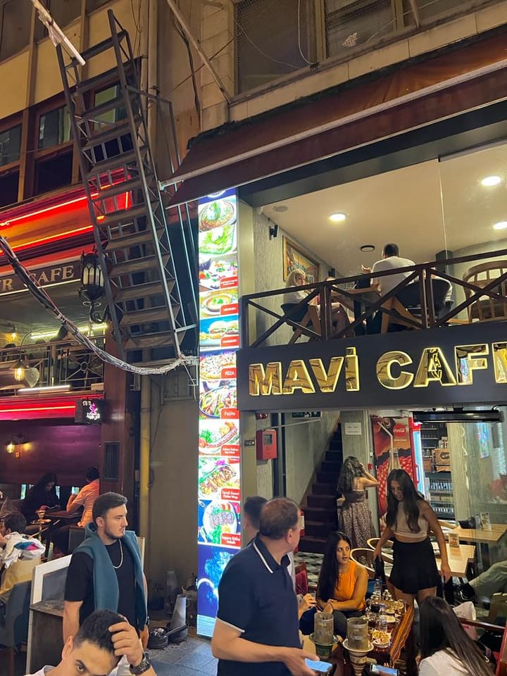 Kalyan Cafe & Nargile