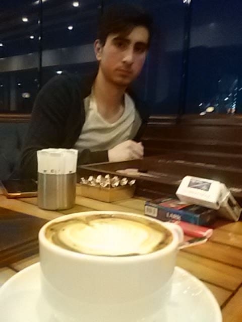 kalyan'n sahne & cafe