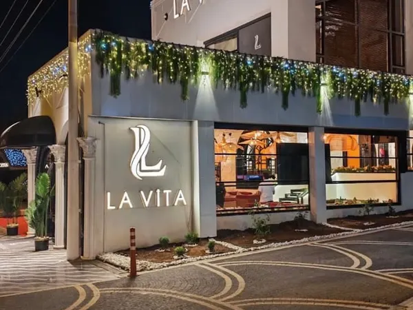 La Vita Lounge