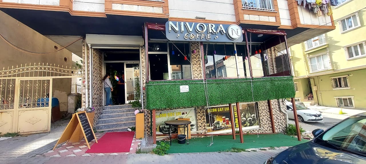 Lena Cafe & Nargile