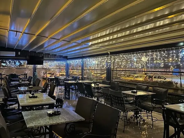 Lounge bar King