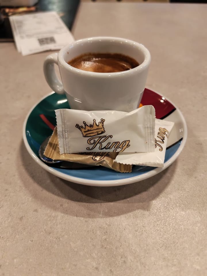 Lounge bar King