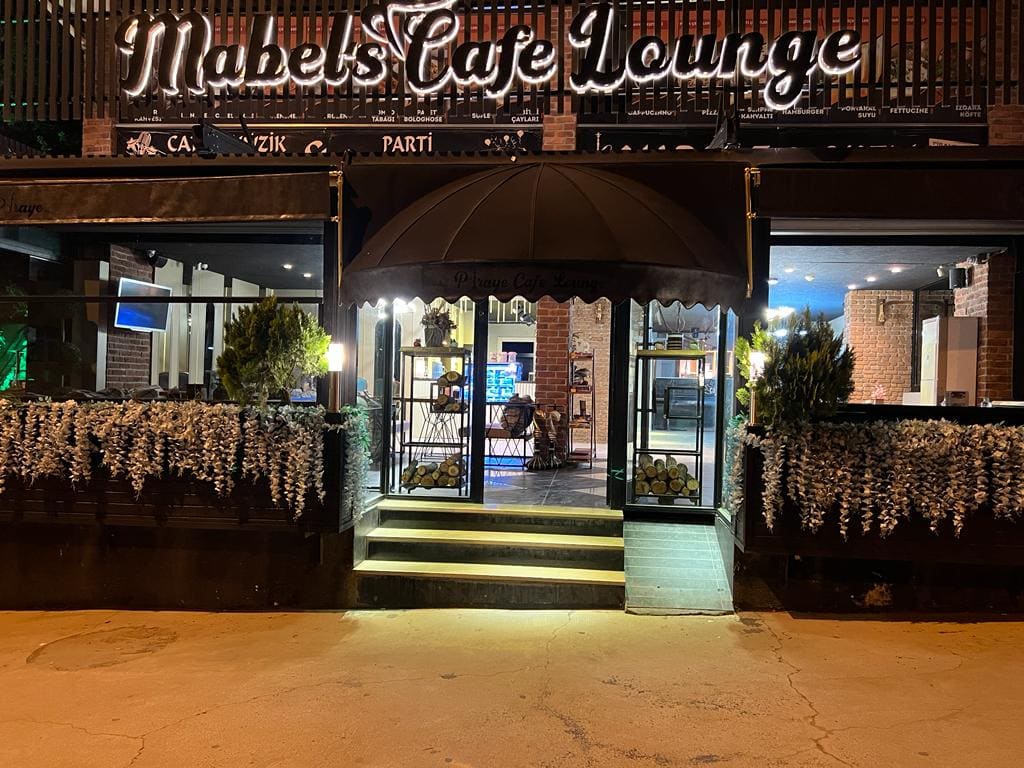 Mabels Cafe Lounge