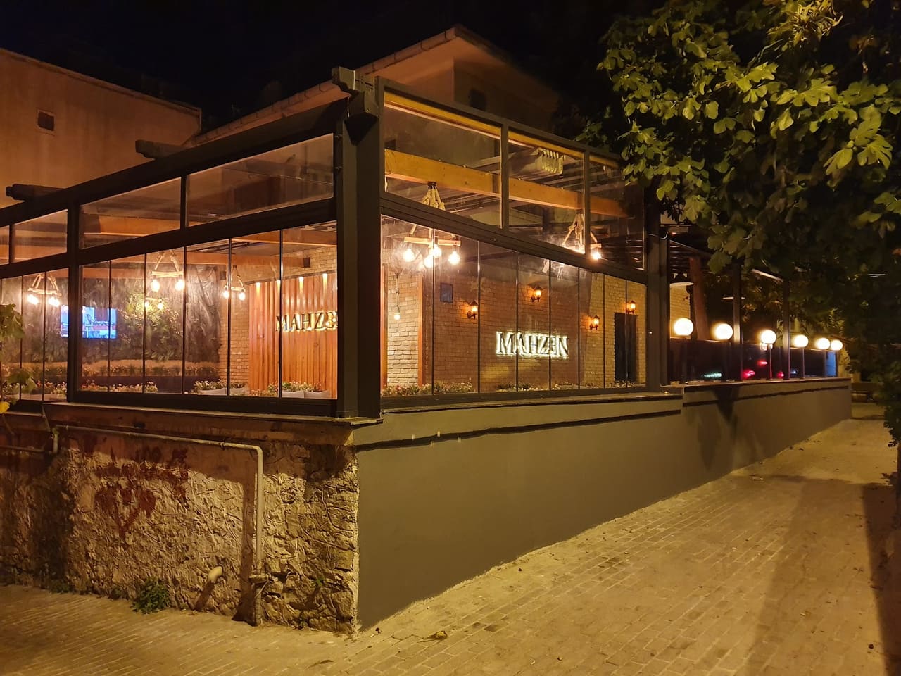 Mahzen Cafe & Nargile