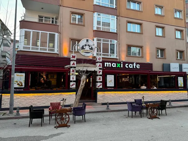 Maxi Cafe & Nargile