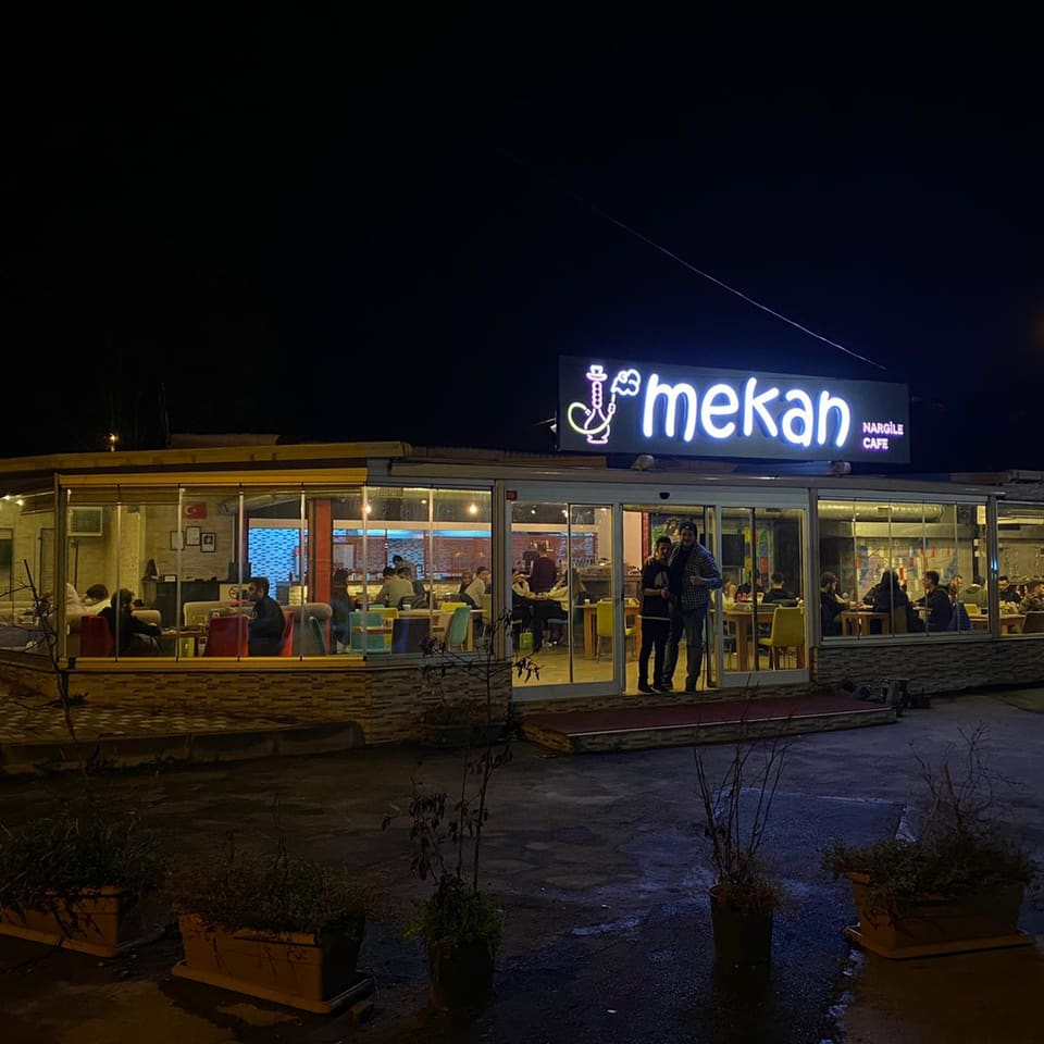 Mekan Cafe Özyeğin