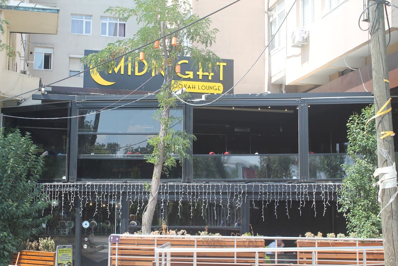 Midnight Hookah Lounge
