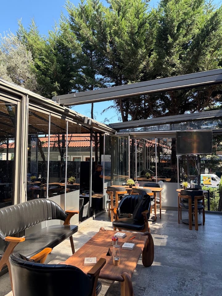Nazenin Çamlıca Lounge