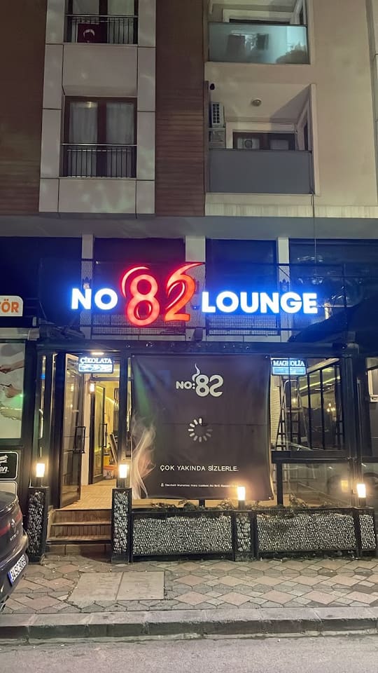 No:82 Lounge
