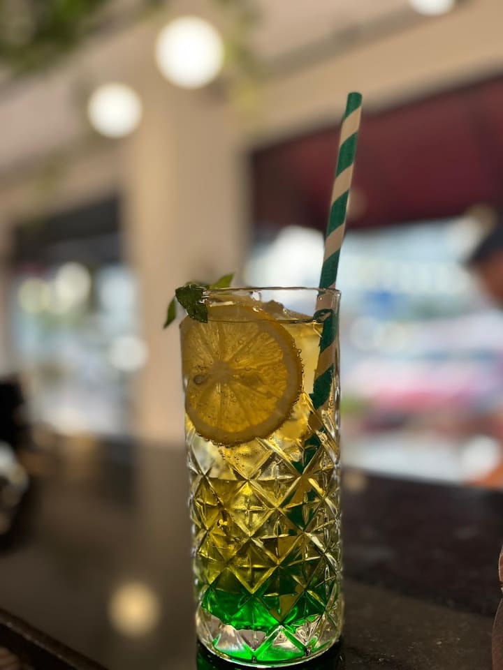 Nook Lounge Cafe